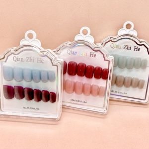 Uñas postizas / Ojo de gato