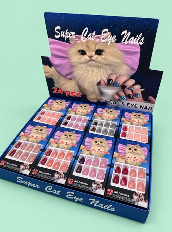 Uñas postizas / Ojo de gato